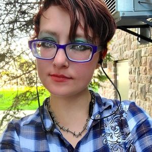 Meet your Posher, Aly